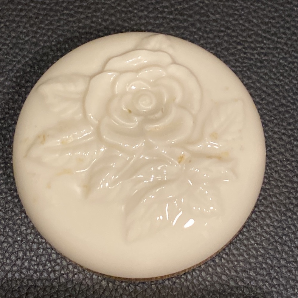 Lenox Jar - Picture 9 of 9